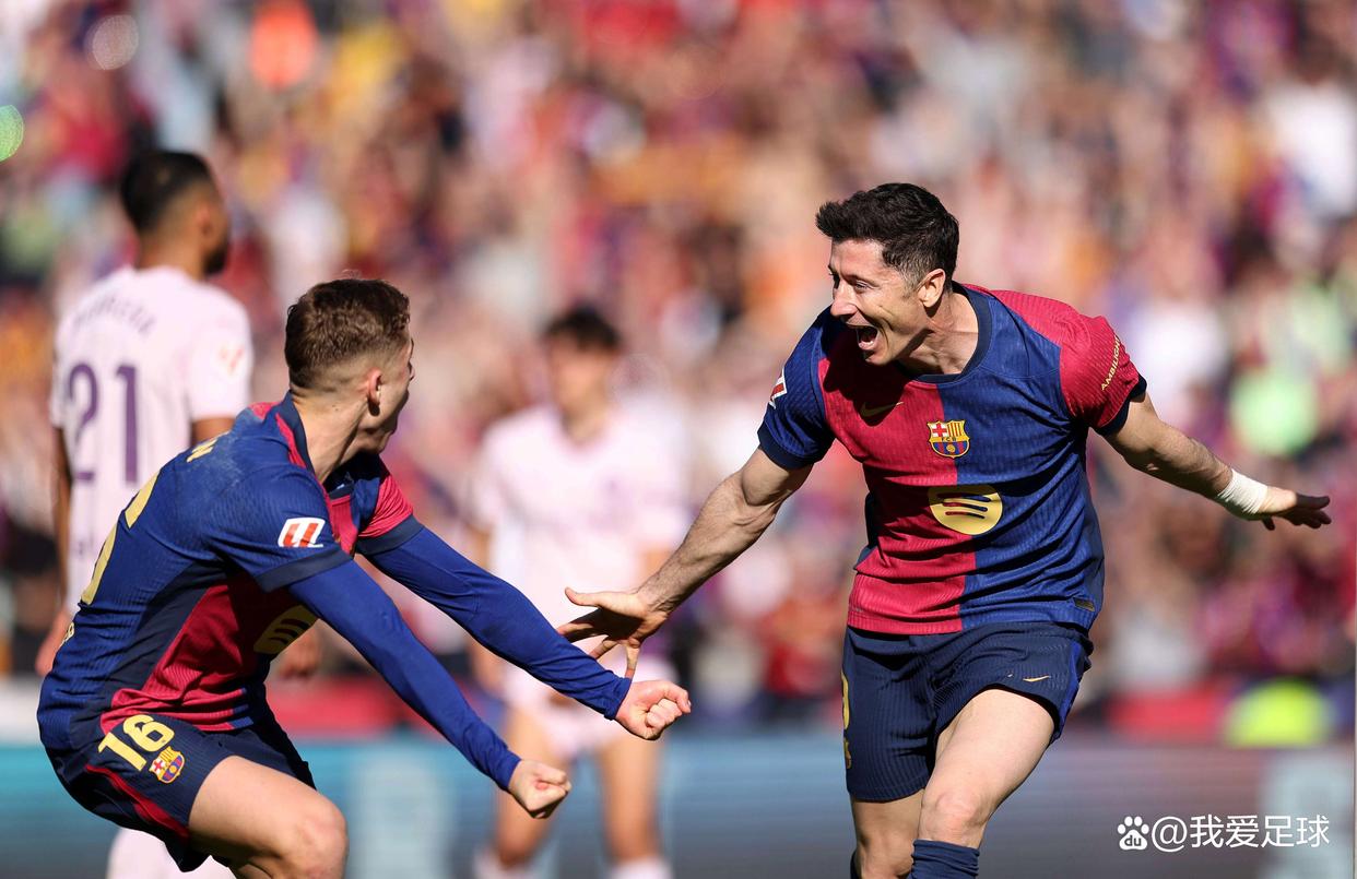  莱万多夫斯基波兰进球 